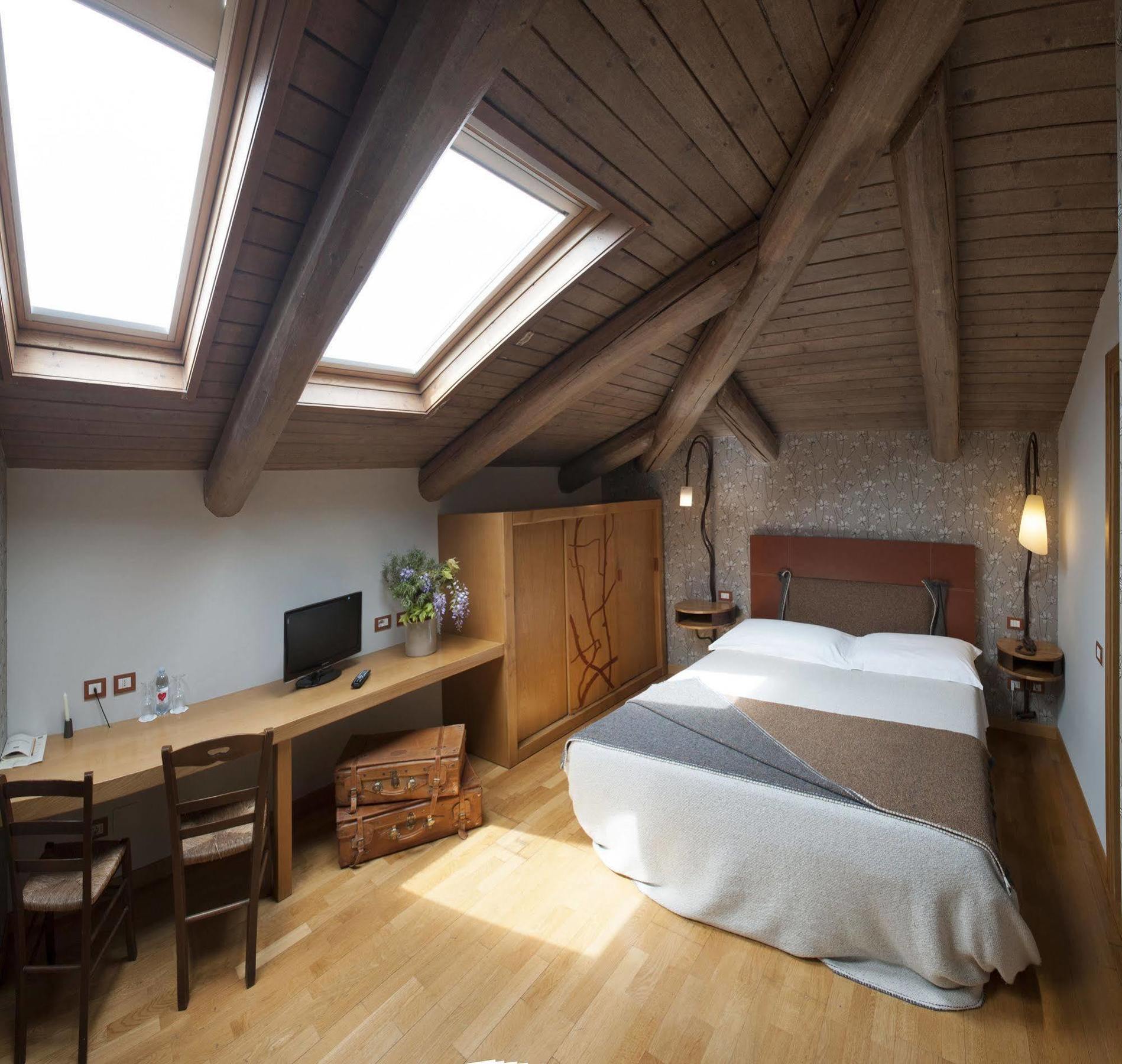 Hotel Langhe Alba  Esterno foto
