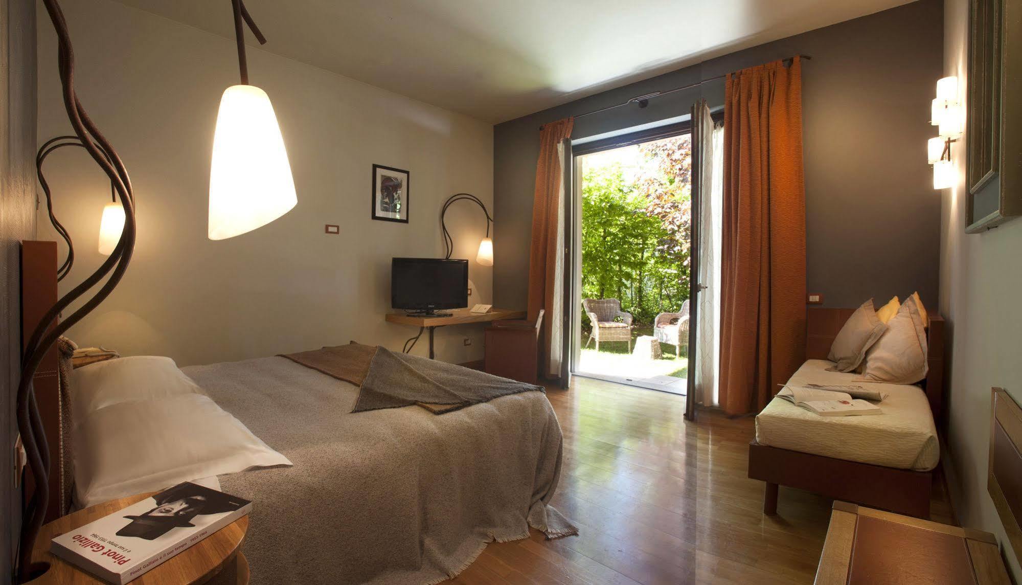 Hotel Langhe Alba  Esterno foto